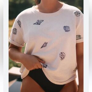 Maeve by Anthropologie embroidered shell short sleeve sweatshirt tee